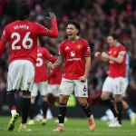 Carrick hé lộ 'vũ khí bí mật' Mazraoui, sẵn sàng đại chiến Arsenal 1