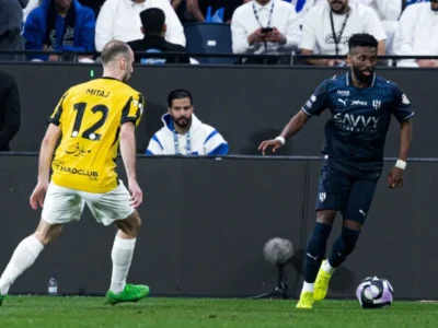 Cú Sốc Đêm Khuya: Al Hilal Đại Thắng Al Ittihad Trong Trận Siêu Kinh Điển Saudi