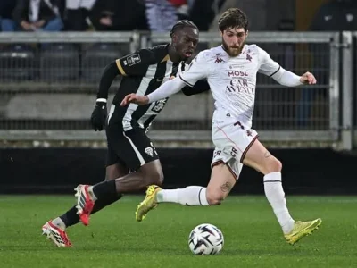 Metz vs Lille: Đại chiến trụ hạng, liệu Lille có ‘nghiền nát’ đối thủ ưa thích?