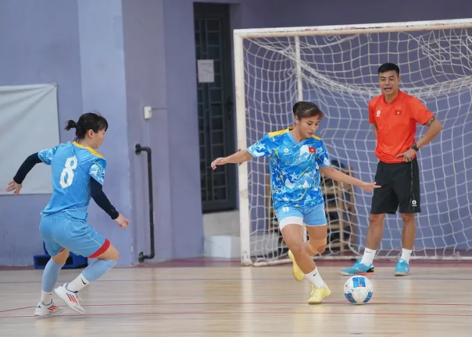ĐT futsal Việt Nam đang tập luyện tại TP.HCM. Ảnh: Nguyễn Khanh 