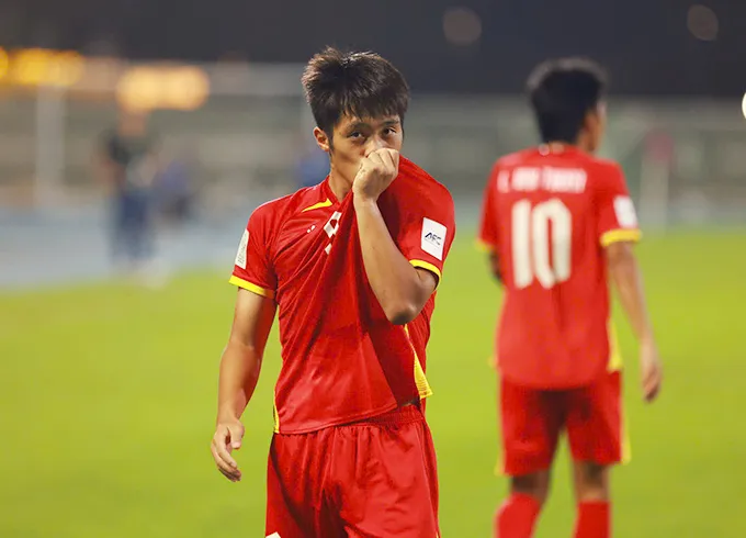 Quốc Việt ghi bàn thắng trong trận đấu cuối cùng của giải trẻ - Ảnh: Ted Trần TV 