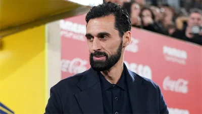 Real Madrid 'dìm hàng' Arbeloa: Sai sót khó tin với biển báo nón giao thông gây bão MXH 1