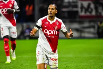 Monaco vs PSG: Sân Louis II - Pháo đài bất khả xâm phạm trước nhà vô địch? 1